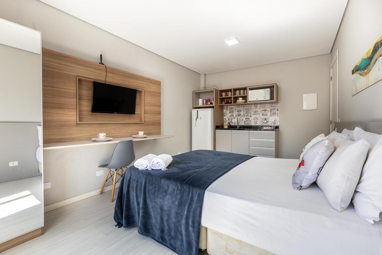 3-Studio Lindamente Decorado! Ideal Para Casal!!! กูรีตีบา ภายนอก รูปภาพ